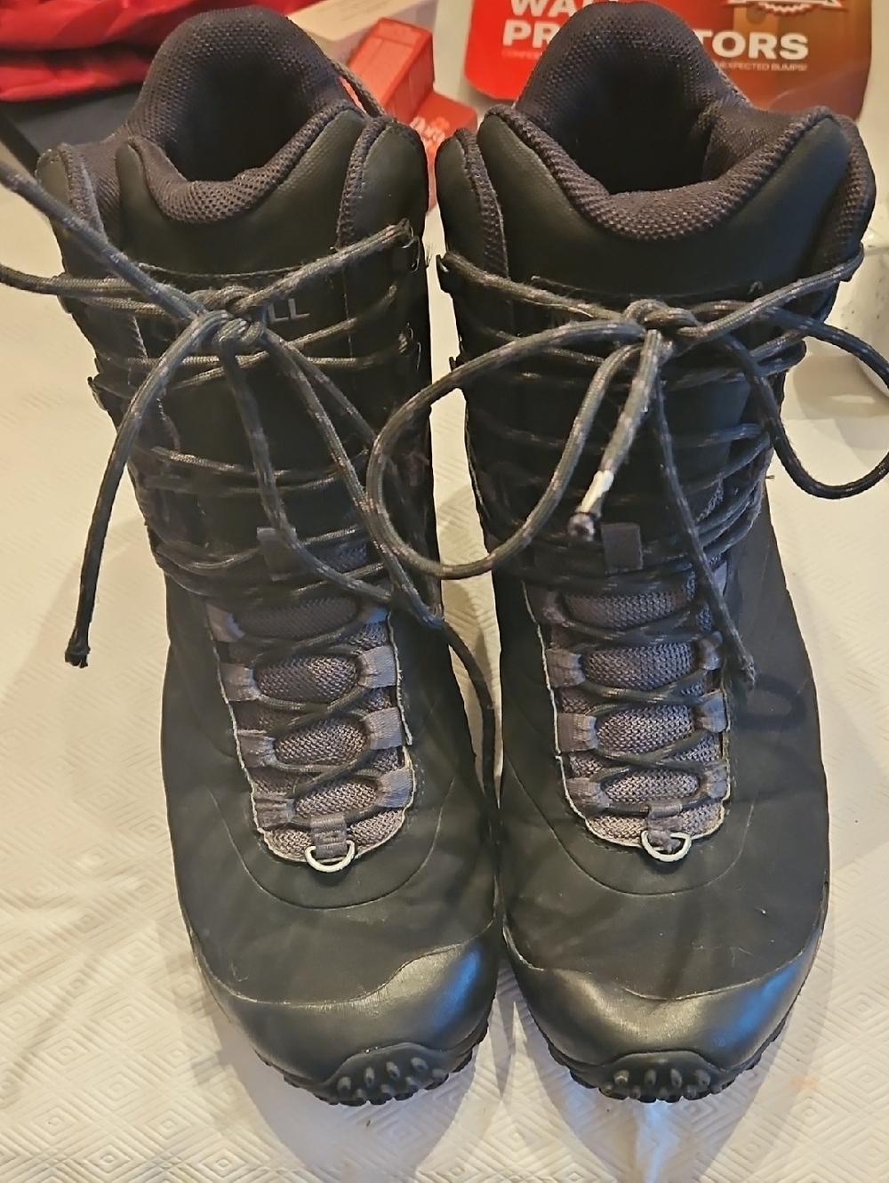 Merrell Black and Red Men's Insulated Hiking Shoes